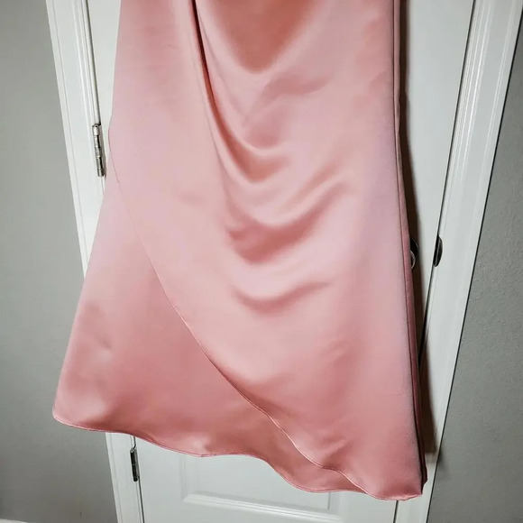 David's Bridal Pink One Shoulder Bridesmaid Dress Size 4 - Picture 5 of 12